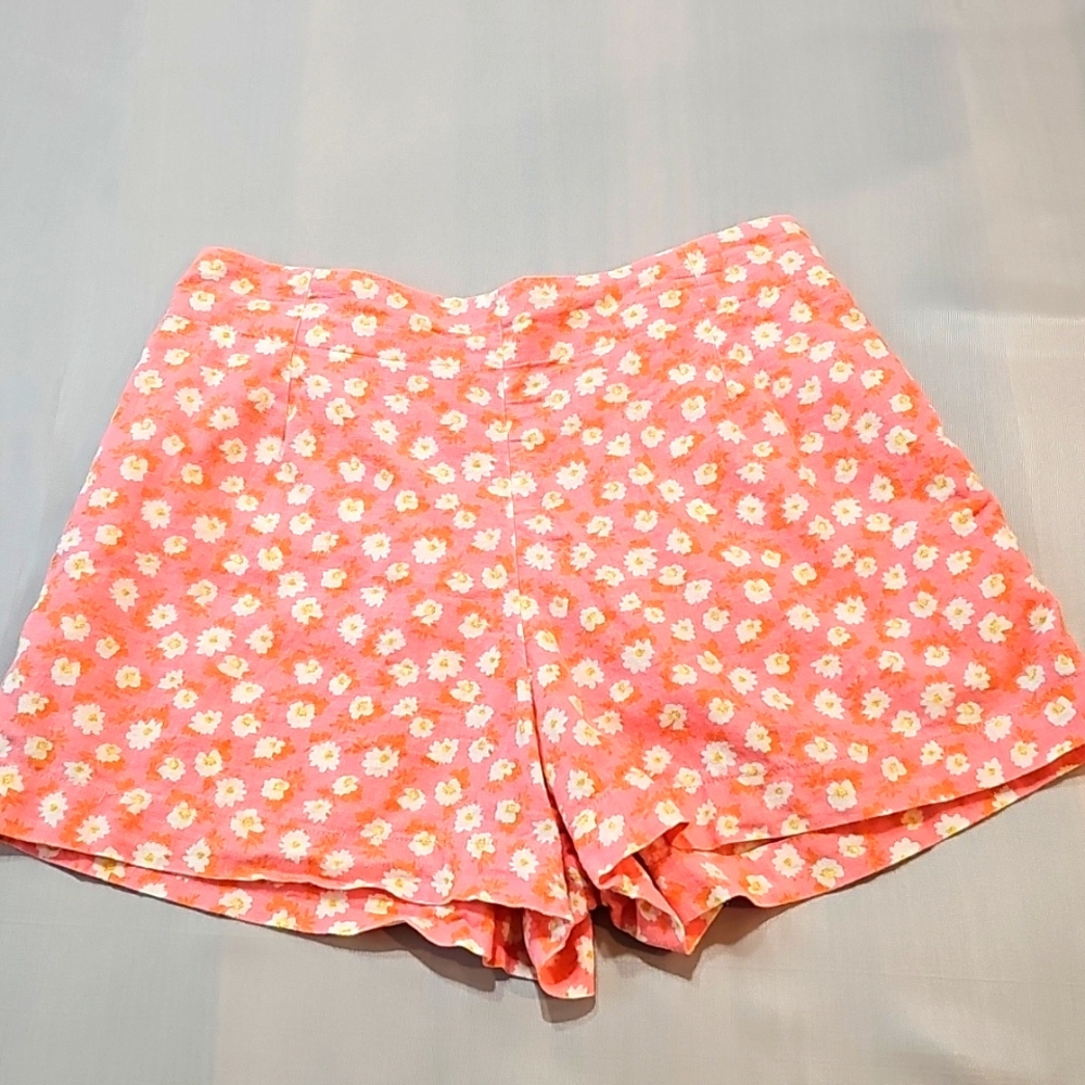 Billabong High Waist Pink & White Floral Shorts, Size S